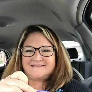 Meet your Posher, Moe